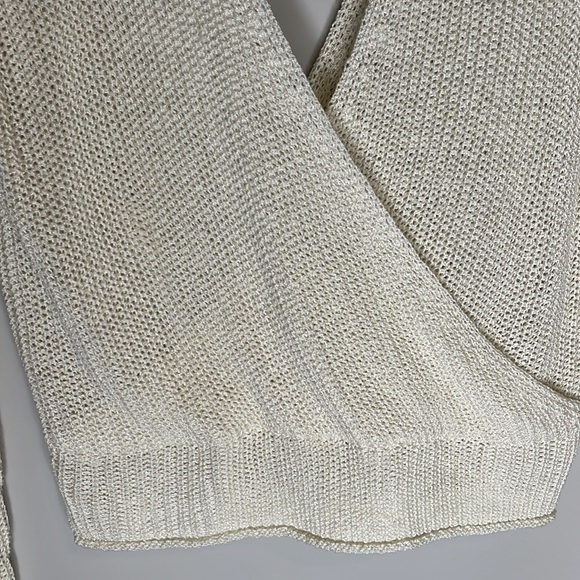 NWT Deep V-Neck Sexy Summer Sweater - Picture 6 of 12